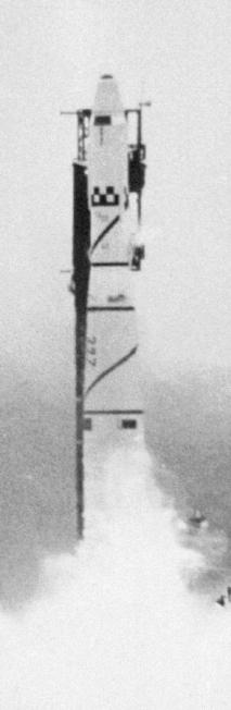 Discoverer 17 satellite launch